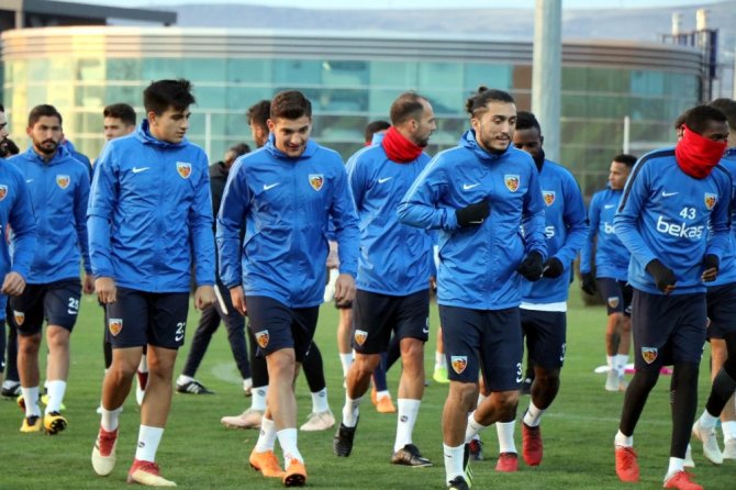 Kayserispor’da Kasımpaşa Mesaisi Sürdürüyor