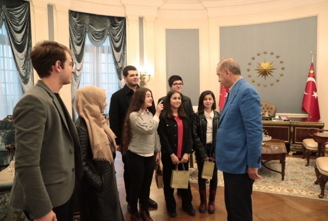 Erdoğan Gençlerle Görüştü