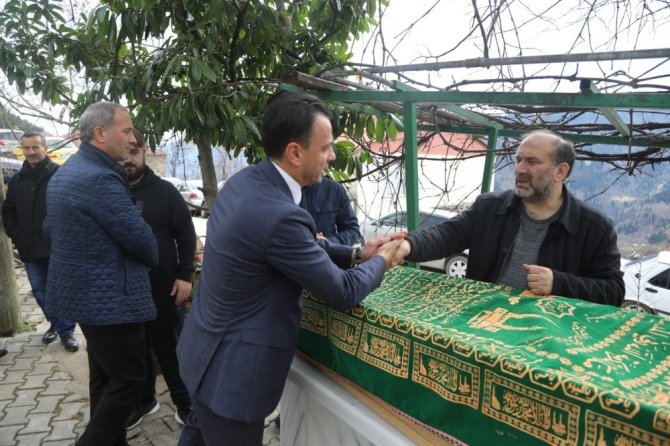 Gurbetçi Genç Annesini Kurtarmak İsterken Kendi Canından Oldu