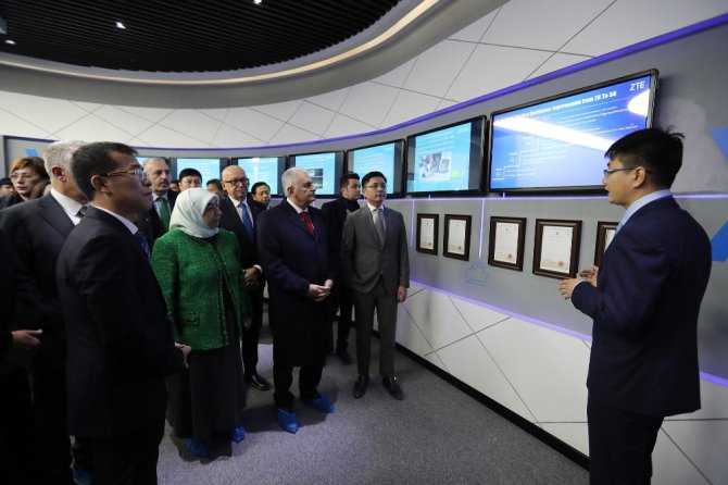 Yıldırım Çin’de Teknoloji Firmasını Ziyaret Etti