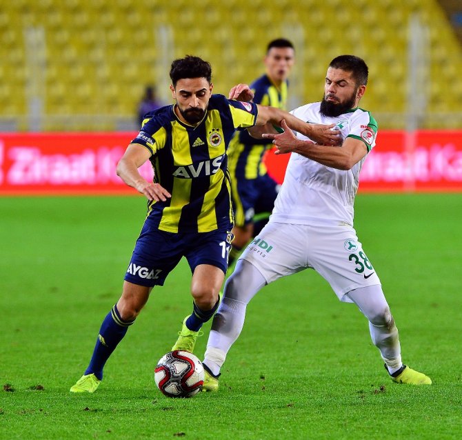 Fenerbahçe Kupada Slimani’nin Golüyle Kazandı