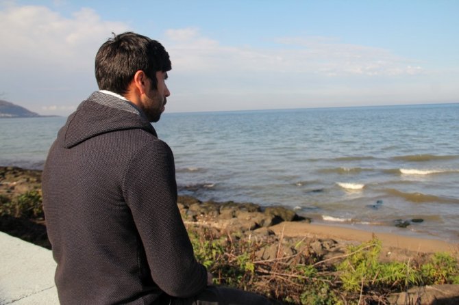 Sözlendiği Kadın Evli Çıktı, Dolandırıldığını Anladı