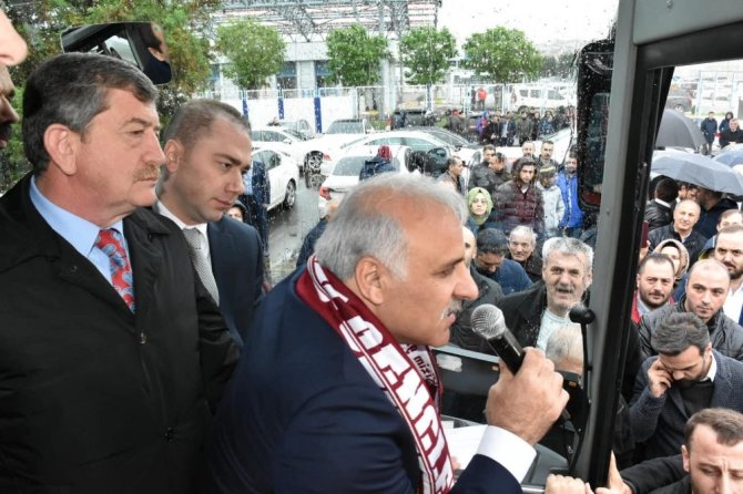 Ak Parti Trabzon Büyükşehir Belediye Başkan Adayı Zorluoğlu’na Coşkulu Karşılama