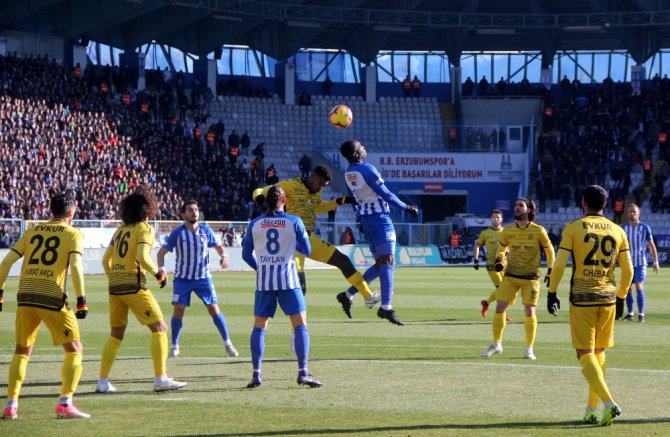 Evkur Yeni Malatyaspor Deplasmanda Kazandı