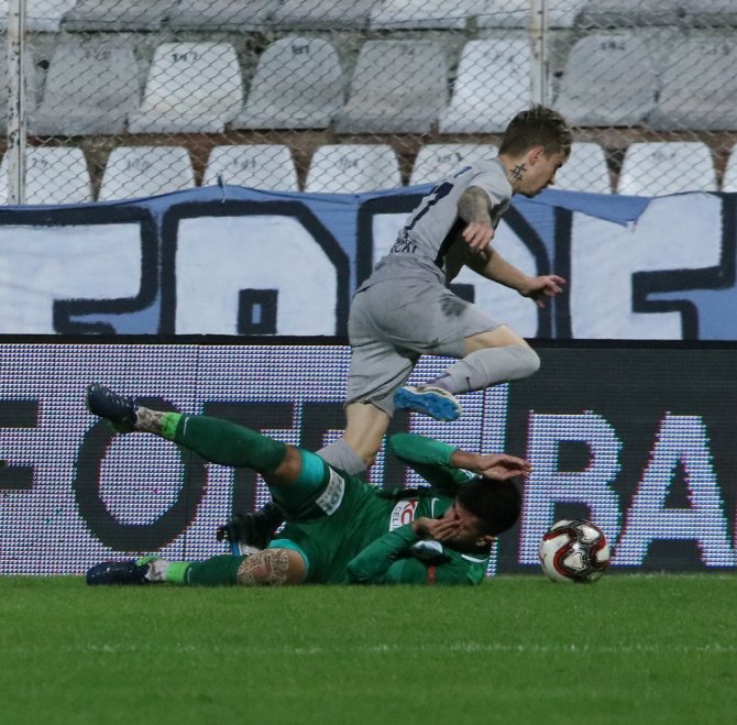 Adana Demirspor İle Giresunspor 1-1 Berabere Kaldı
