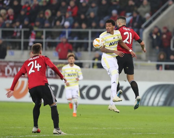 Fener Slovakya’da Mağlup