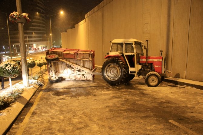 Ankara’da Kar Yağışı Hayatı Olumsuz Etkiledi