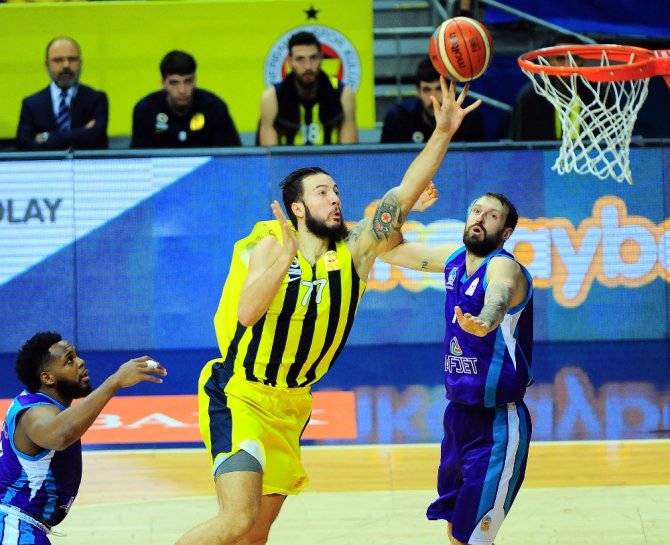 Fener Rahat Kazandı