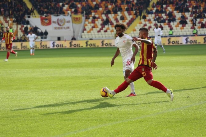E.y. Malatya İşi İlk Yarıda İlk Yarıda Bitirdi