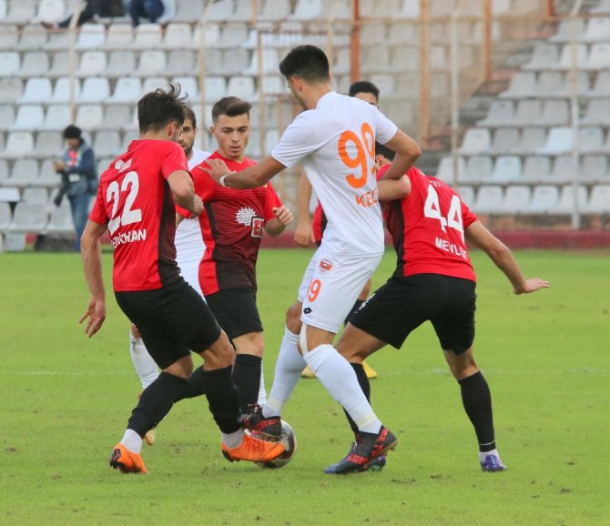 Adanaspor Eskişehir’i 2-1’le Geçti