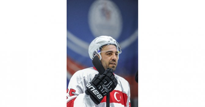 Hamza Yerlikaya Buz Pistinde