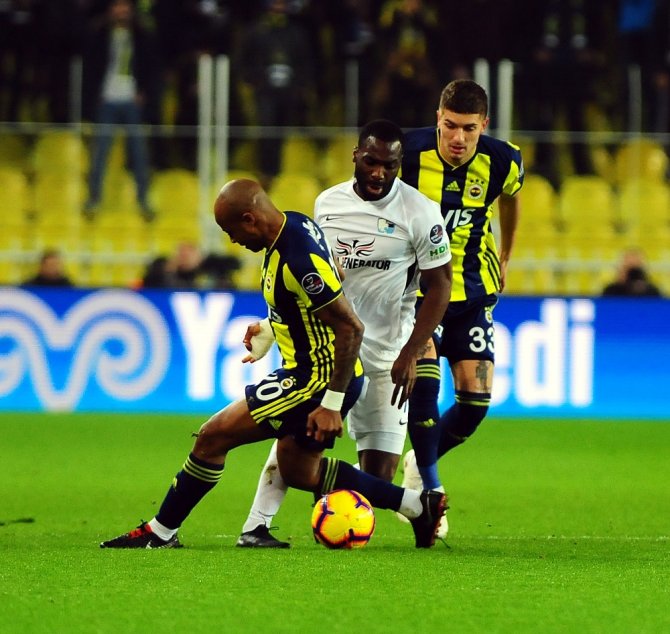 Fenerbahçe Üstün Başladı