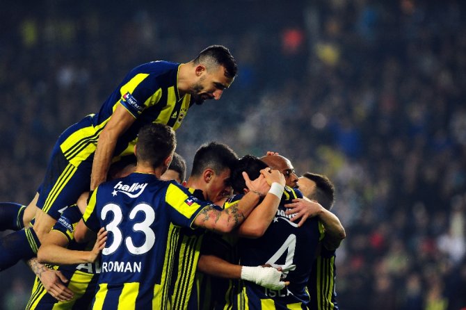 Fenerbahçe Üstün Başladı