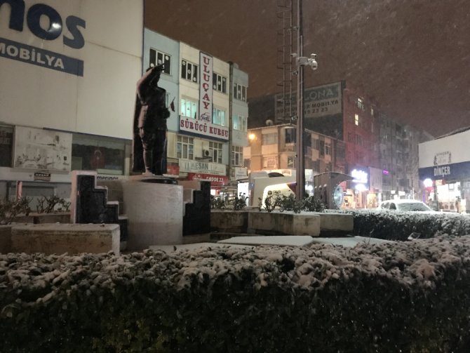 Beklenen Kar Yağışı Balkanlar’dan Geldi