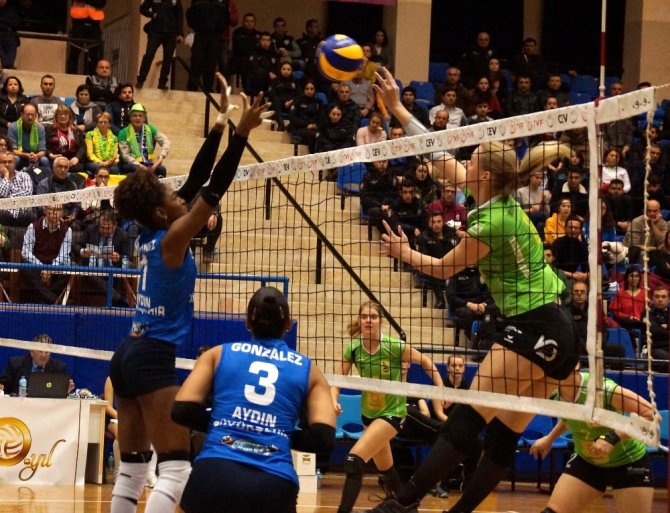 Aydın Büyükşehir Belediyespor Set Vermedi