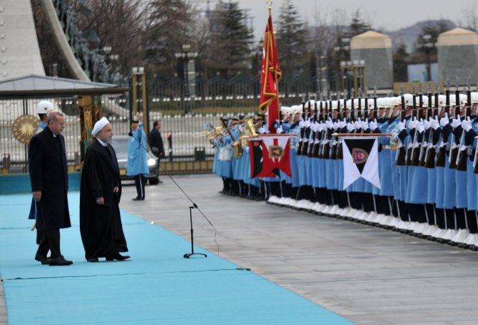 Erdoğan, Ruhani’yi Resmi Törenle Karşıladı