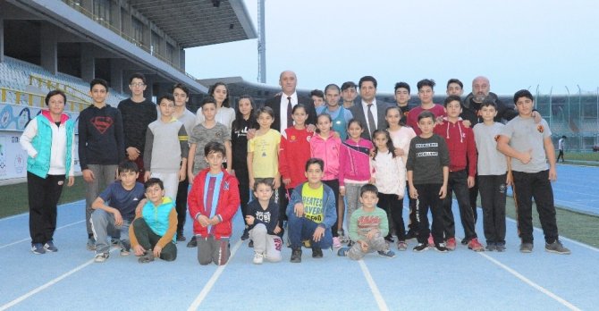 Koşarak Başarıyorlar