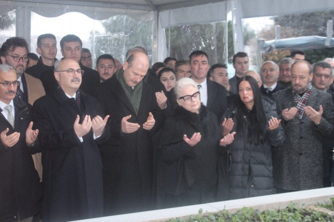 Aydın Menderes Törenle Anıldı