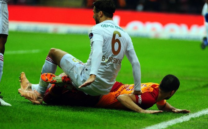 İlk Yarıda 4 Gol