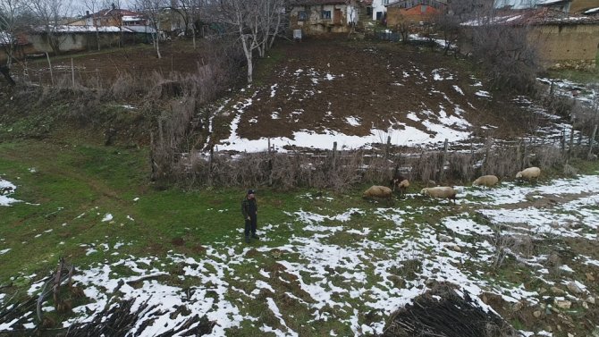 Çobanların Zorlu Kış Mesaisi Başlıyor