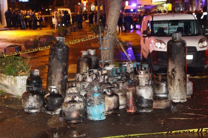 Tüpçü Dükkanındaki Patlama Anı Saniye Saniye Görüntülendi