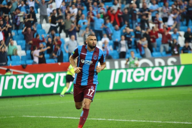Beşiktaş Yönetimi Tatil Yapmıyor