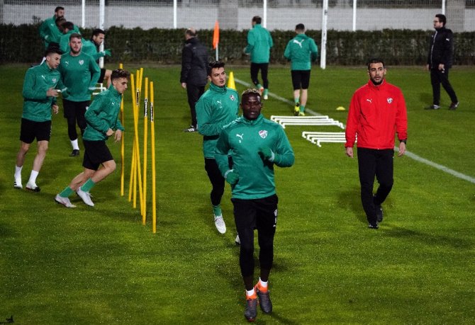 Bursaspor Antalya’da Hazırlıklarına Başladı