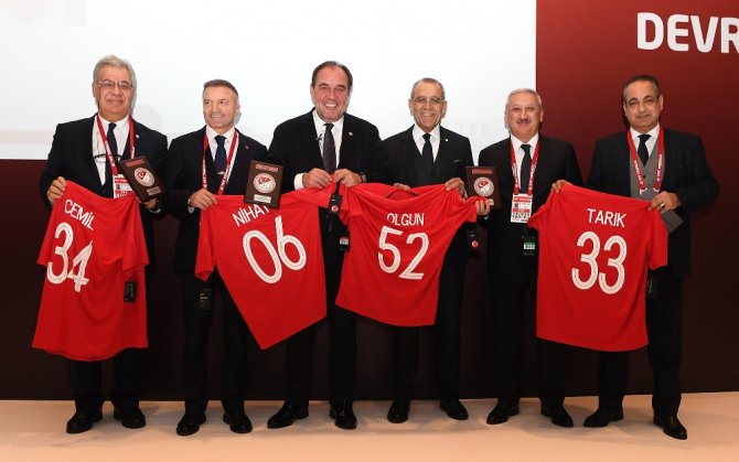 "Var Kırmızı Çizgimiz"