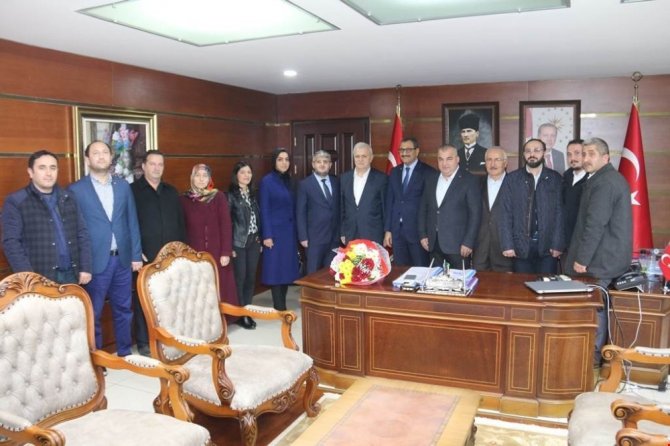 Ak Parti’den Vali’ye Ziyaret