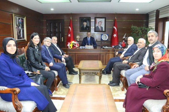 Ak Parti’den Vali’ye Ziyaret