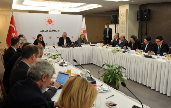 "Abd Heyeti Fetö Konusunun Türkiye İçin Öneminin Farkında"
