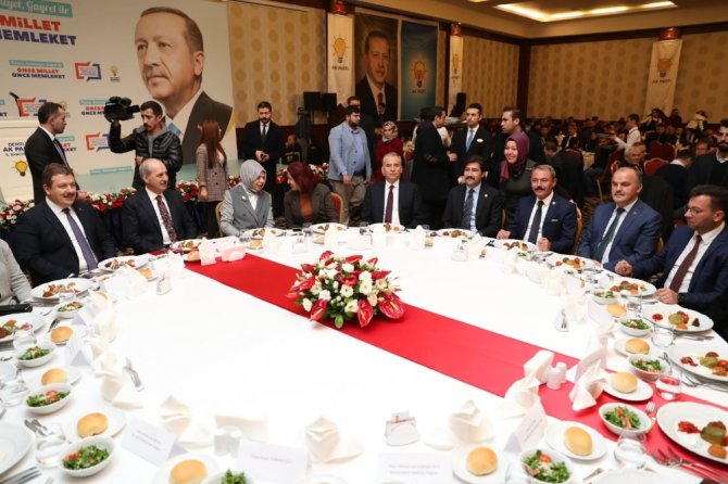 “Türkiye Ortadoğu’nun Kilit Taşıdır”