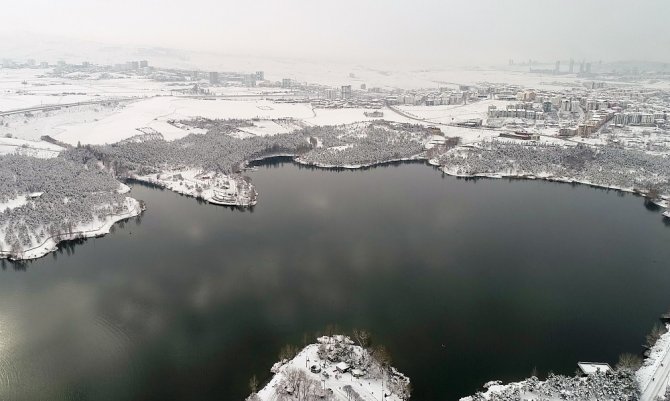 Beyaza Bürünen Başkent’ten Kartpostallık Kareler