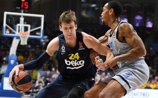 Fenerbahçe Deplasmanda Kaybetti