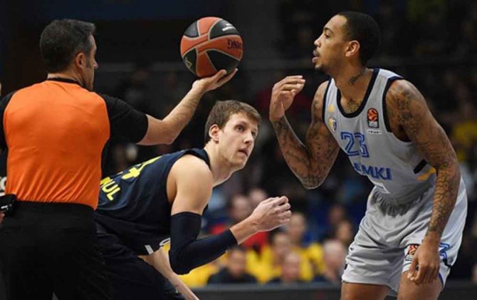 Fenerbahçe Deplasmanda Kaybetti