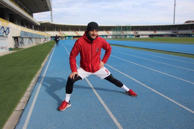 23 Yaşında Görme Kaybına Uğrayan Hakan’ın Atletizmde Başarı Dolu Hikayesi