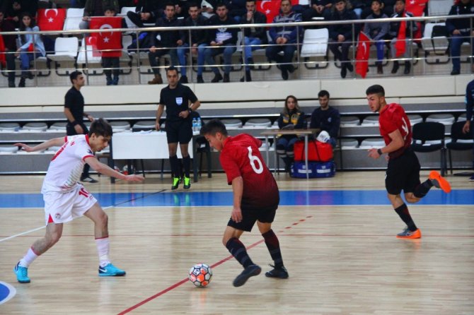 Milliler Gol Olup Yağdı