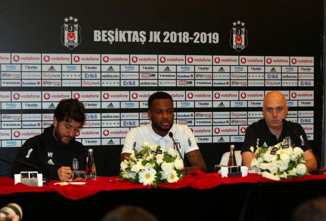 Larin’in ‘Burak Yılmaz’ Memnuniyeti