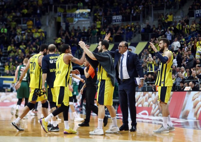 Fenerbahçe, Zalgiris Kaunas’u Farklı Geçti