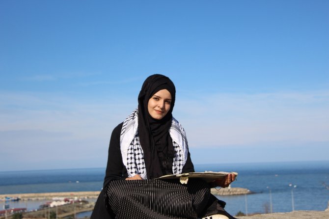 Filistinli Genç Kızın Erdoğan Sevgisi