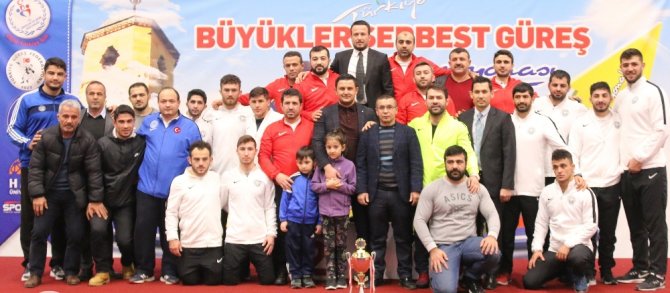Türkiye Erkekler Serbest Güreş Şampiyonası Sona Erdi