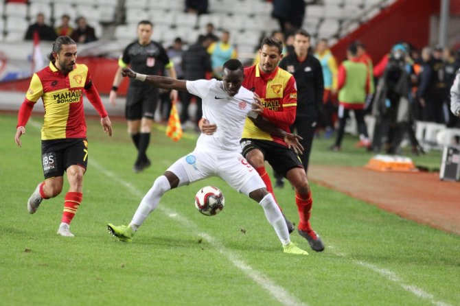 Antalyaspor İle Göztepe’den Gol Düellosu