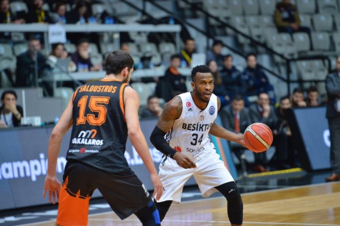 Beşiktaş Sompo Japon Farklı Kazandı