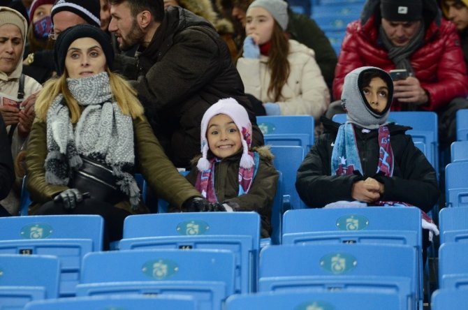 Ziraat Türkiye Kupası: Trabzonspor: 1 - Balıkesir Baltokspor: 0 (İlk Yarı)