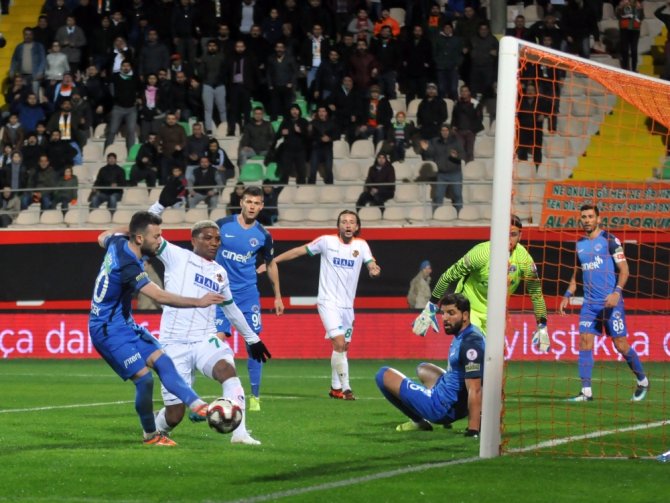 Alanyaspor İle Kasımpaşa 0-0 Berabere Kaldı