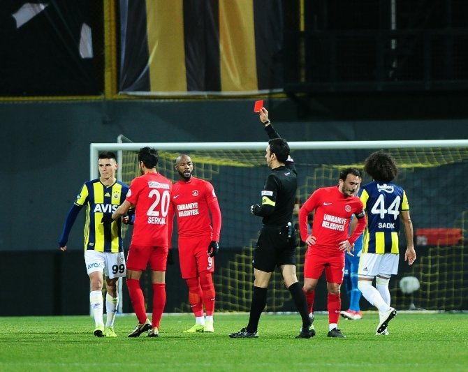 Fener Kupada Ümraniyespor’a Kaybetti