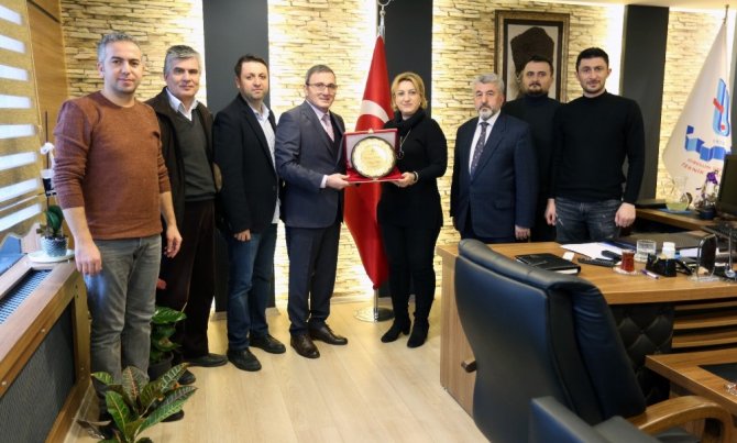 Giresun Üniversitesi’nden İşbirliğine Plaket