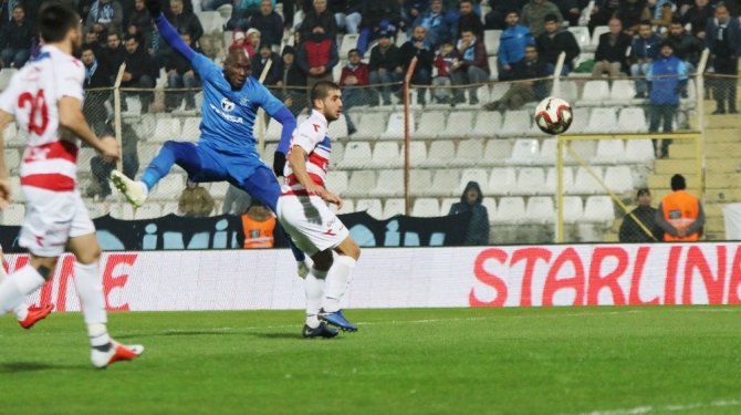 Adana Demirspor Galibiyetle Başladı