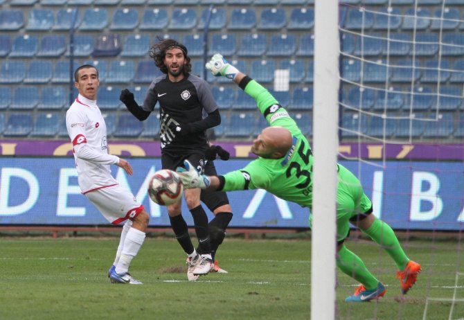Osmanlıspor 3 Golle Kazandı
