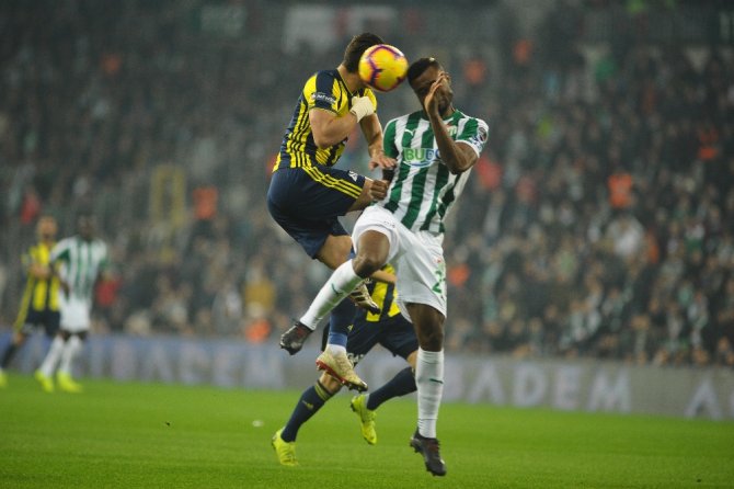 İlk Yarıda Tek Gol Var